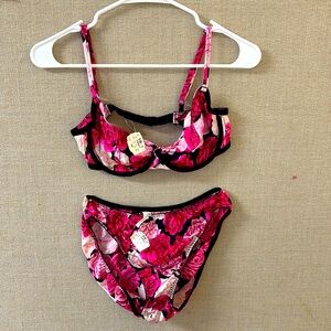 Victoria secret famous roses  bra and underwear set never worn brand new